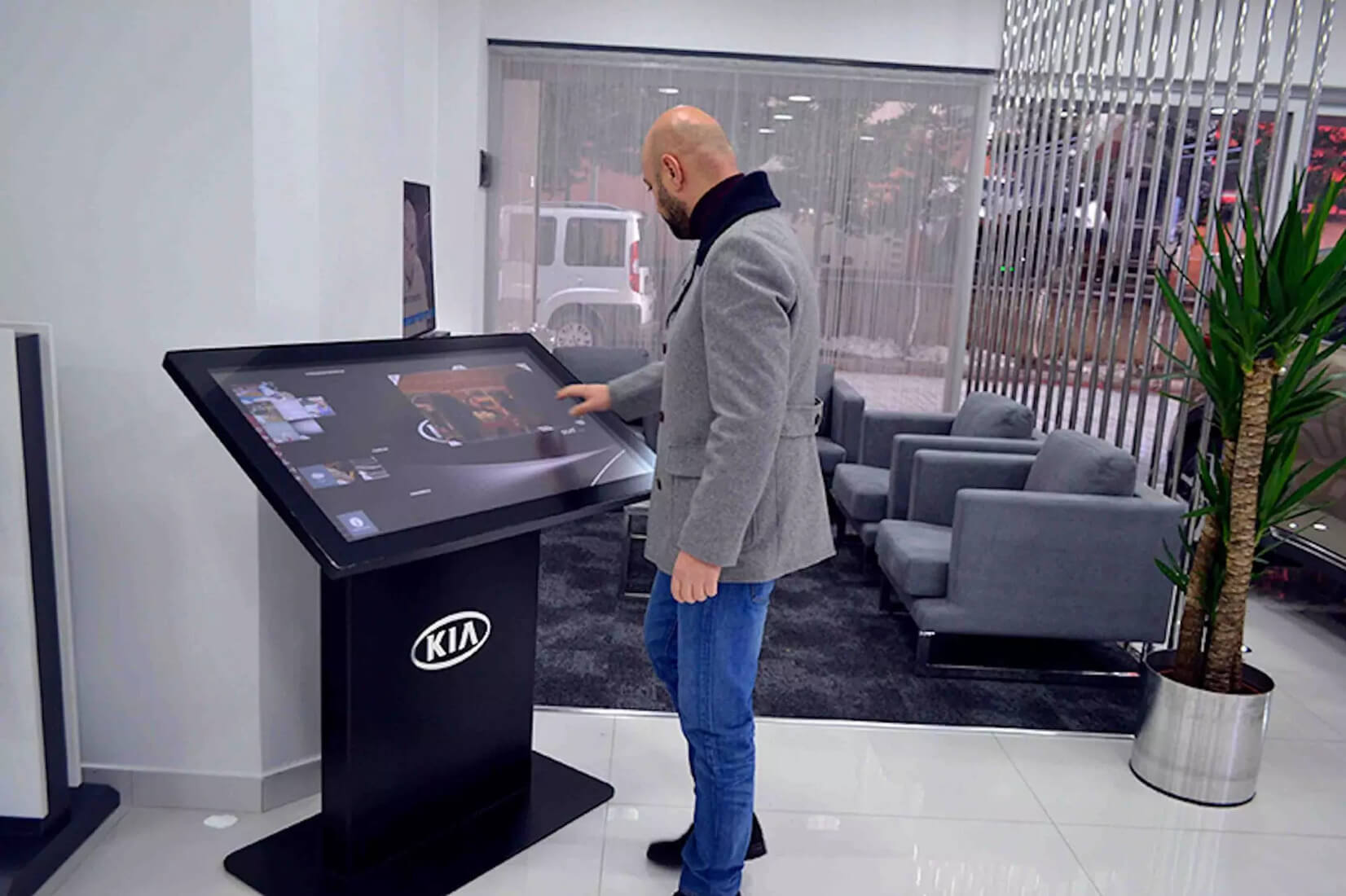 Zytronic touch screen display installed in Kia Dealership