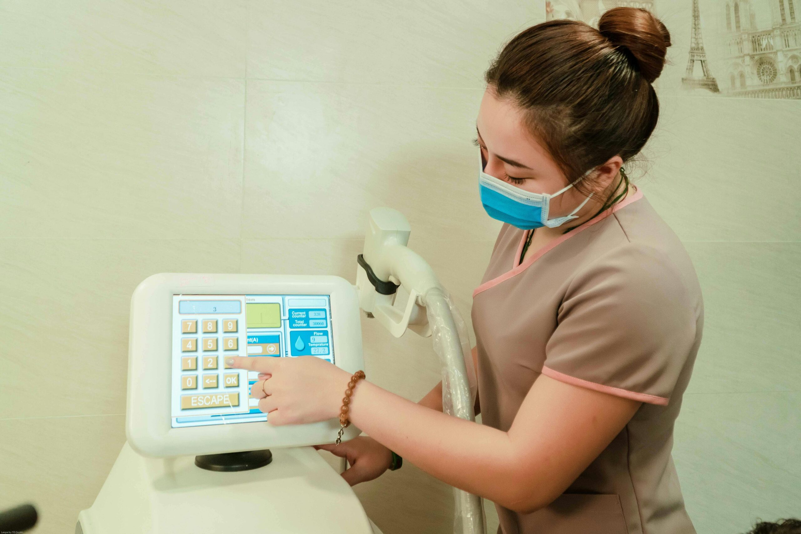Touchscreens for Medical Devices